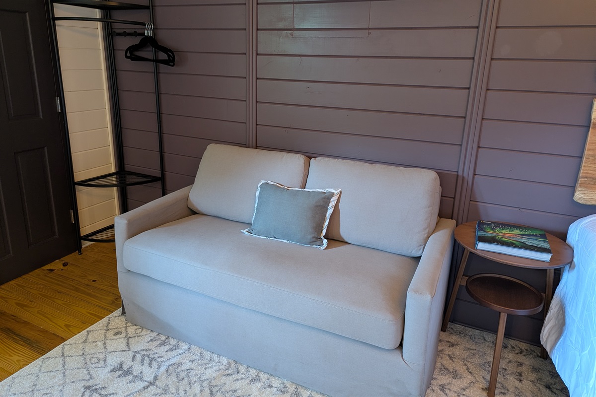 Love seat