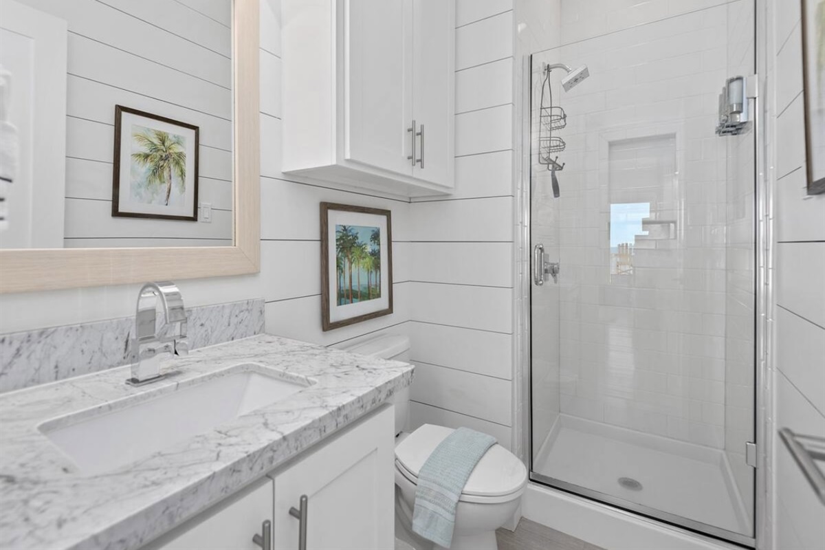 9ceccca3ede24e81b4c4da39e46fba41 Large | Beachhouse | Texas | TX | Vacation Homes | Galveston | Crystal Beach | Kokomo | Breezy Days | Beachfront Elegance | Sunrise Serenity | Southern Sands Property Management, LLC