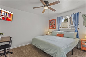 Luxurious King Bedroom with Roku Entertainment and a Stylish Work Desk! 👑📺💼