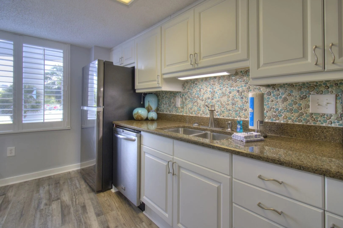 Well appointed Kitchen with everything you need