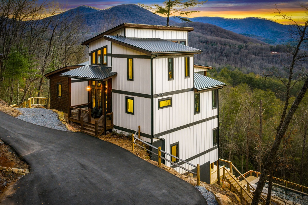 Clean lines. Warm textures. A modern mountain statement, surrounded by Blue Ridge beauty.