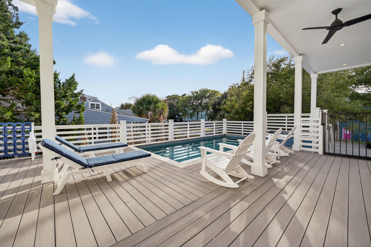 Pool Deck Seating  | Southern Grace | 6 23rd Ave.