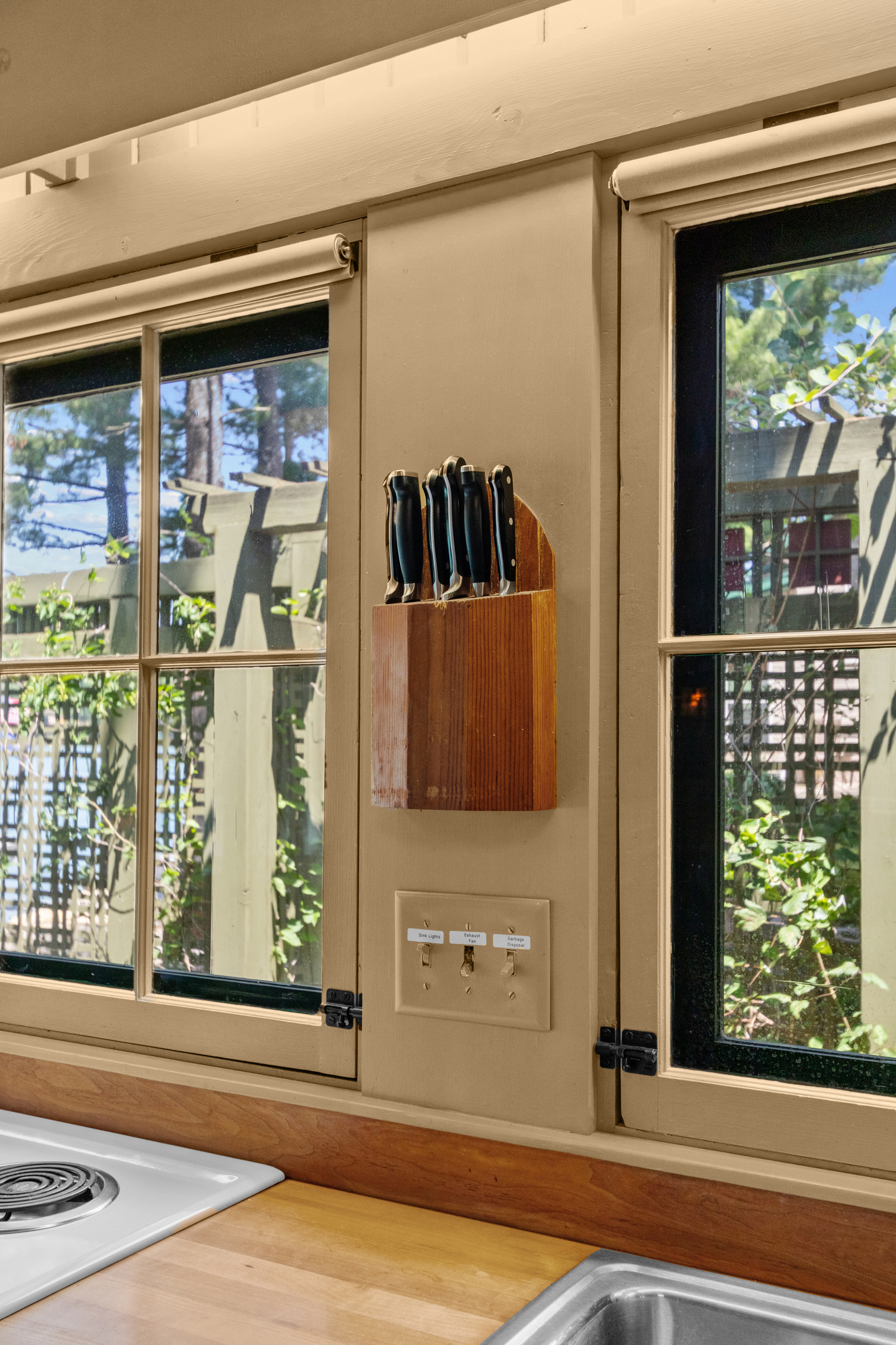 Thoughtful details make your stay easier, with cooking essentials close at hand and clearly labeled lighting so you can settle in and feel right at home.