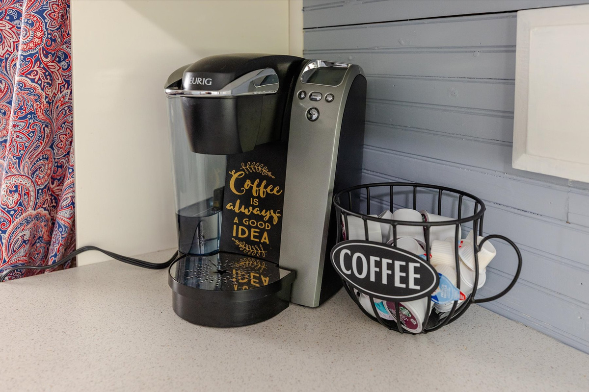 Keurig w/coffee