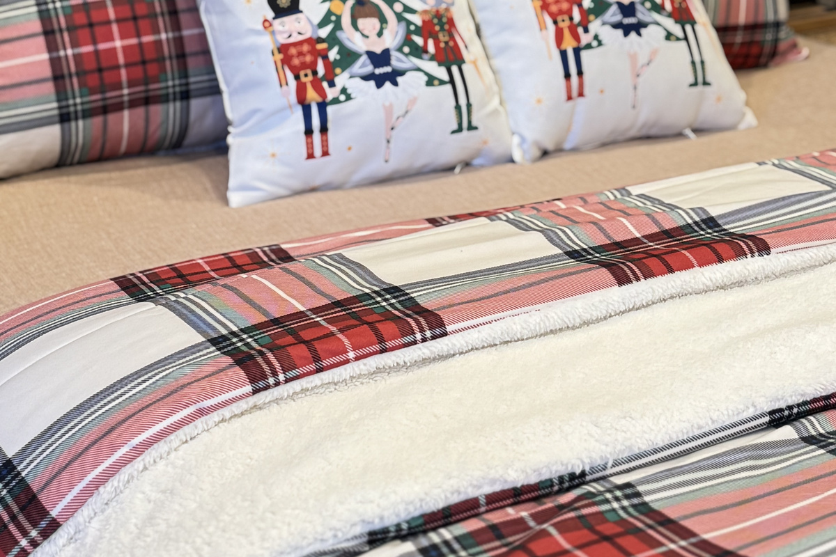 Cozy Christmas Bedding