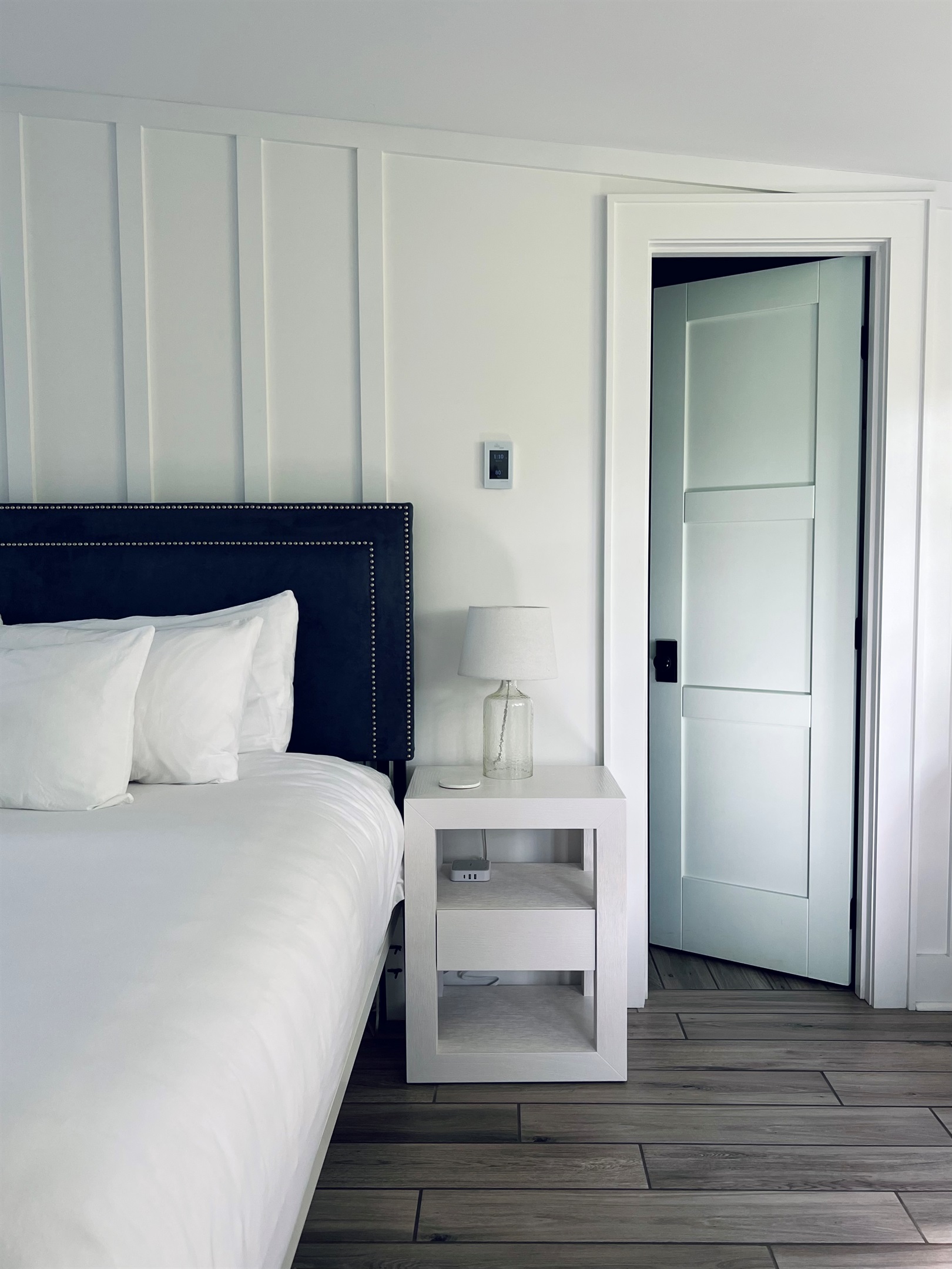 PRIMARY BEDROOM + doorway to en suite full bath (pro photos coming soon)