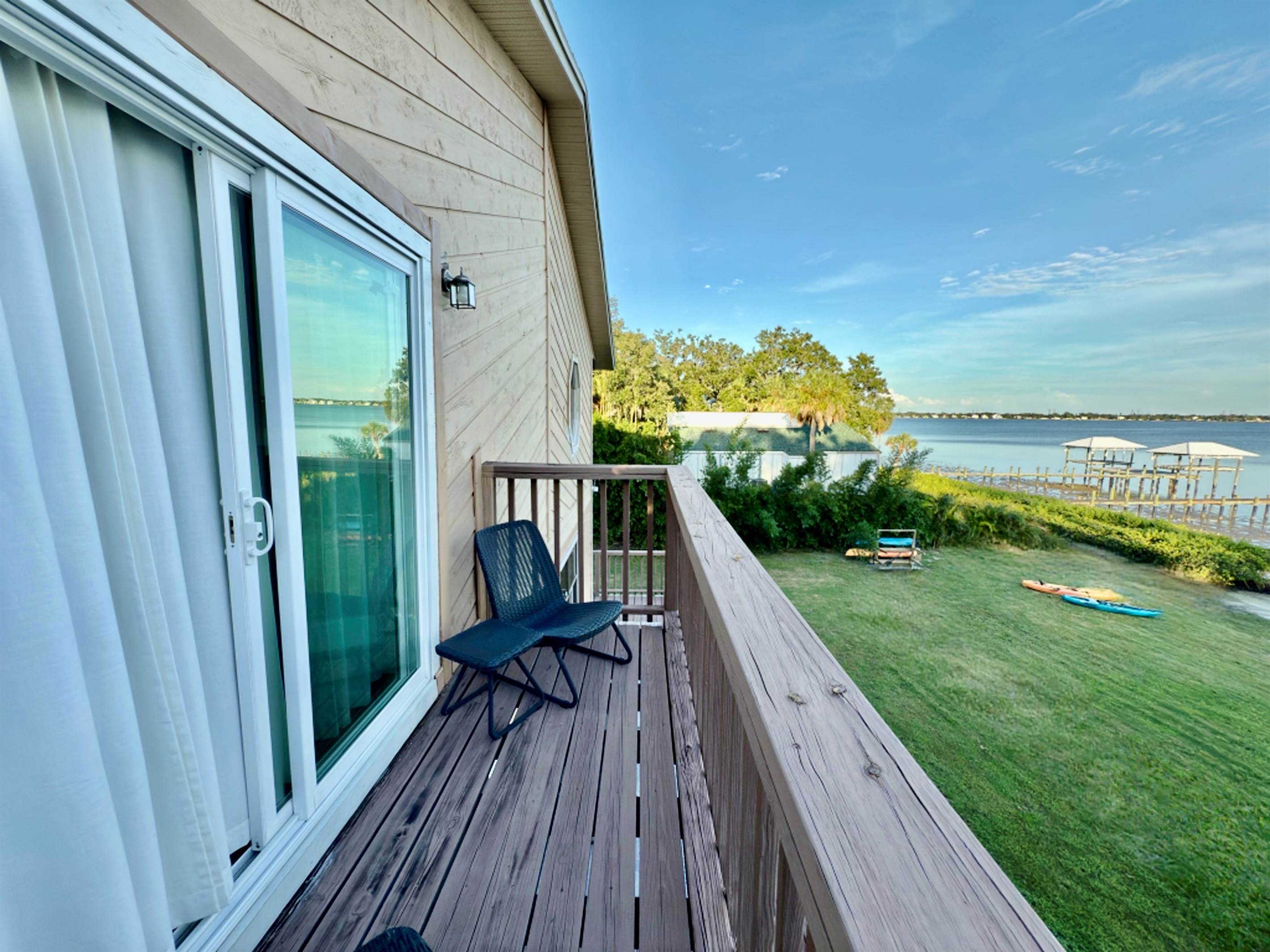Wide-angle view of the water from the upstairs balcony.