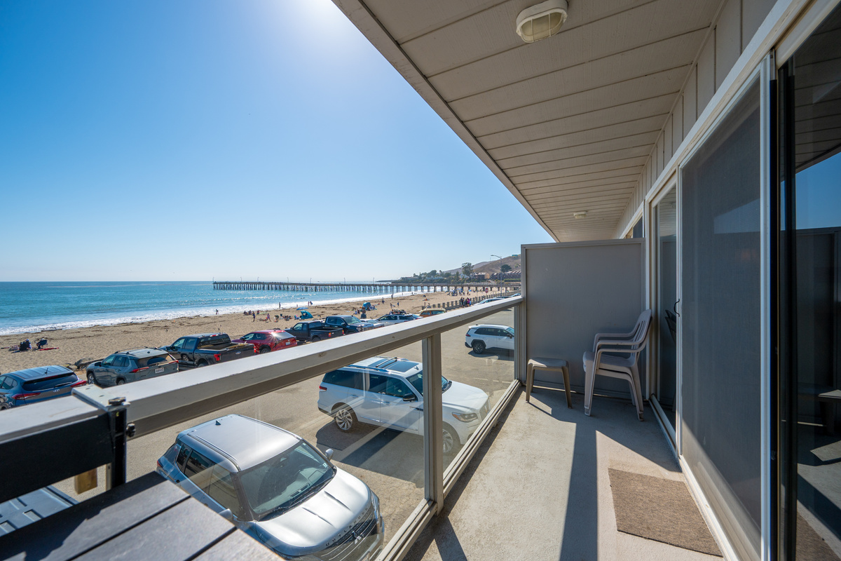 Views of Cayucos Pier from Deck