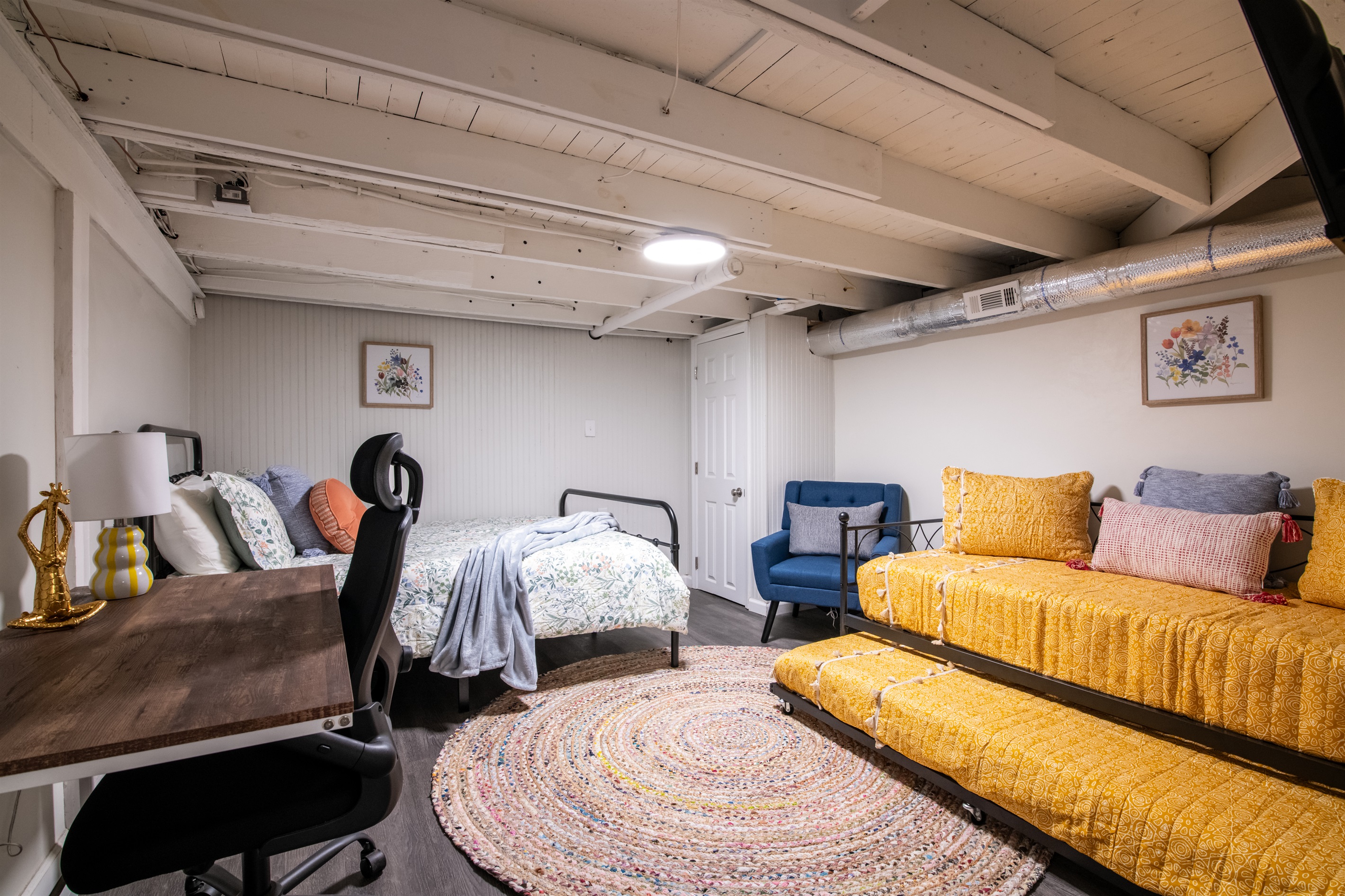 Spacious sleeping space for the whole group. Perfect for families.