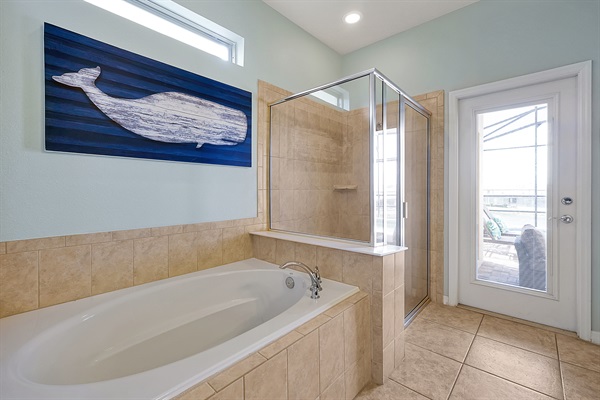 Bath 1 (En Suite)