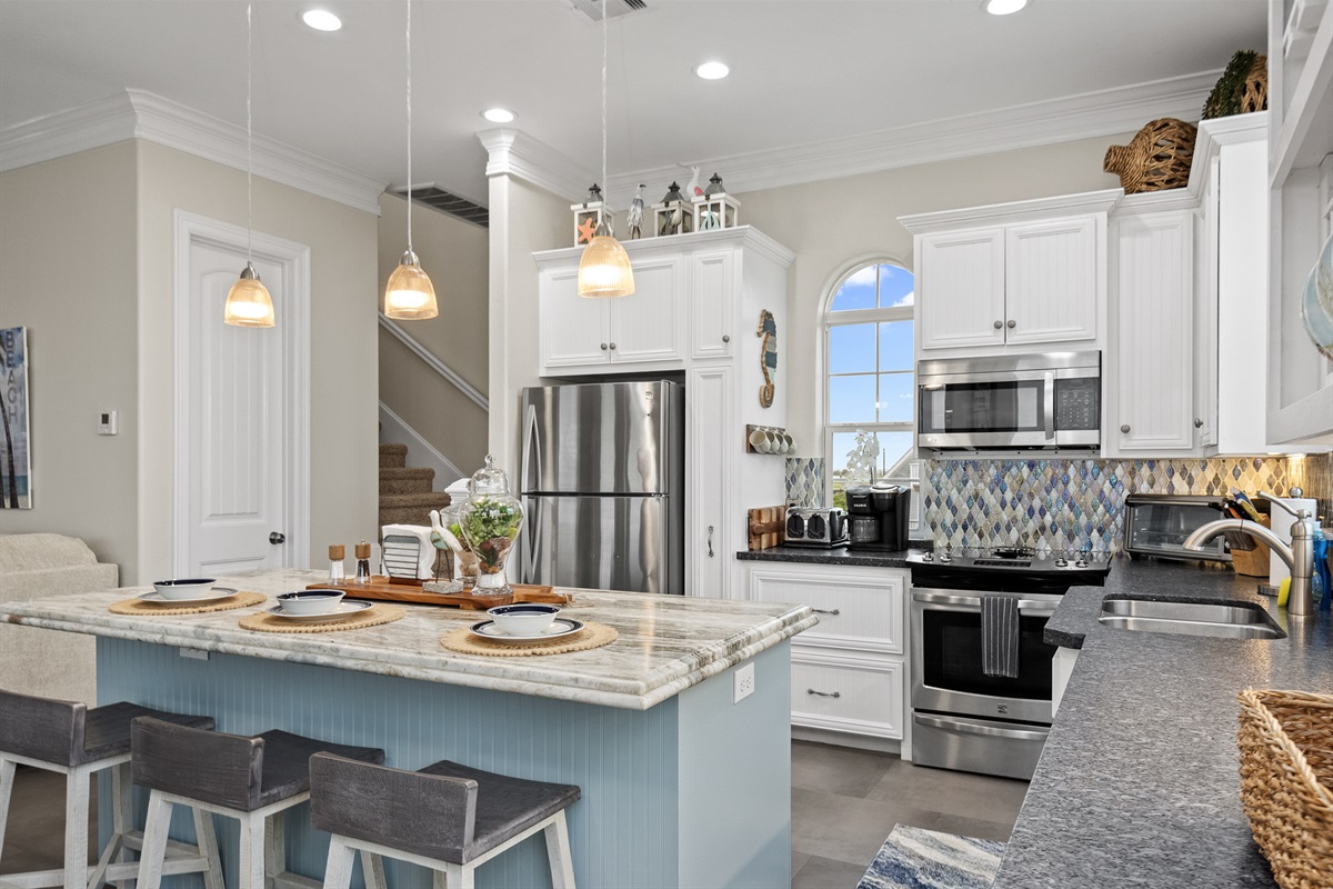 9d706a83681c4ff793f8b483ec4b361c Large | Beachhouse | Texas | TX | Vacation Homes | Galveston | Crystal Beach | Kokomo | Breezy Days | Beachfront Elegance | Sunrise Serenity | Southern Sands Property Management, LLC