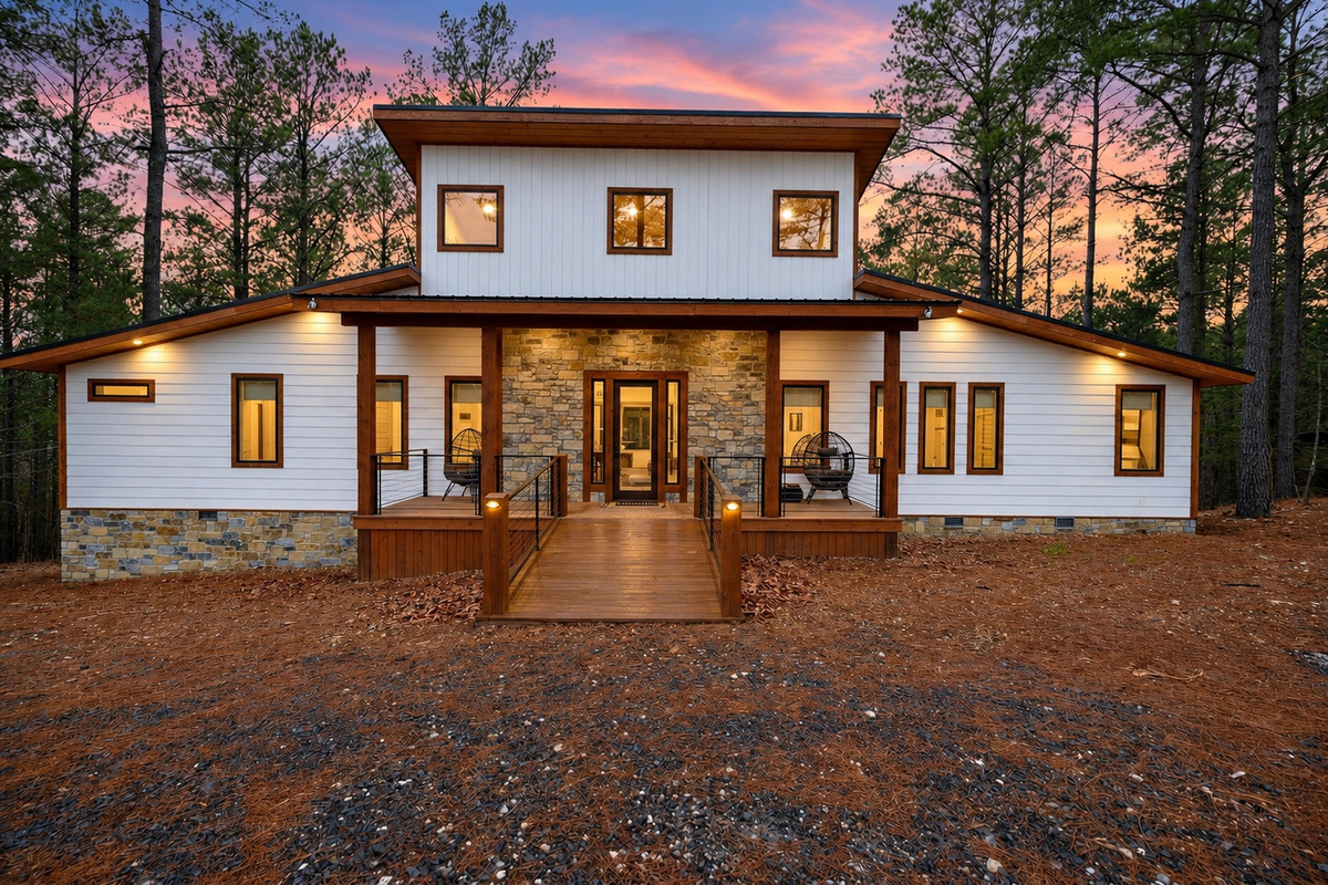 Arrive at sunset and feel the warmth of your woodland escape.