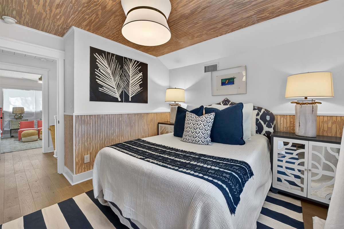 Full bedroom 3 with view to hallway