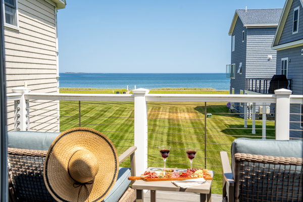 Your front-row seat to the ocean—settle onto the deck and soak in the coastal scenery.