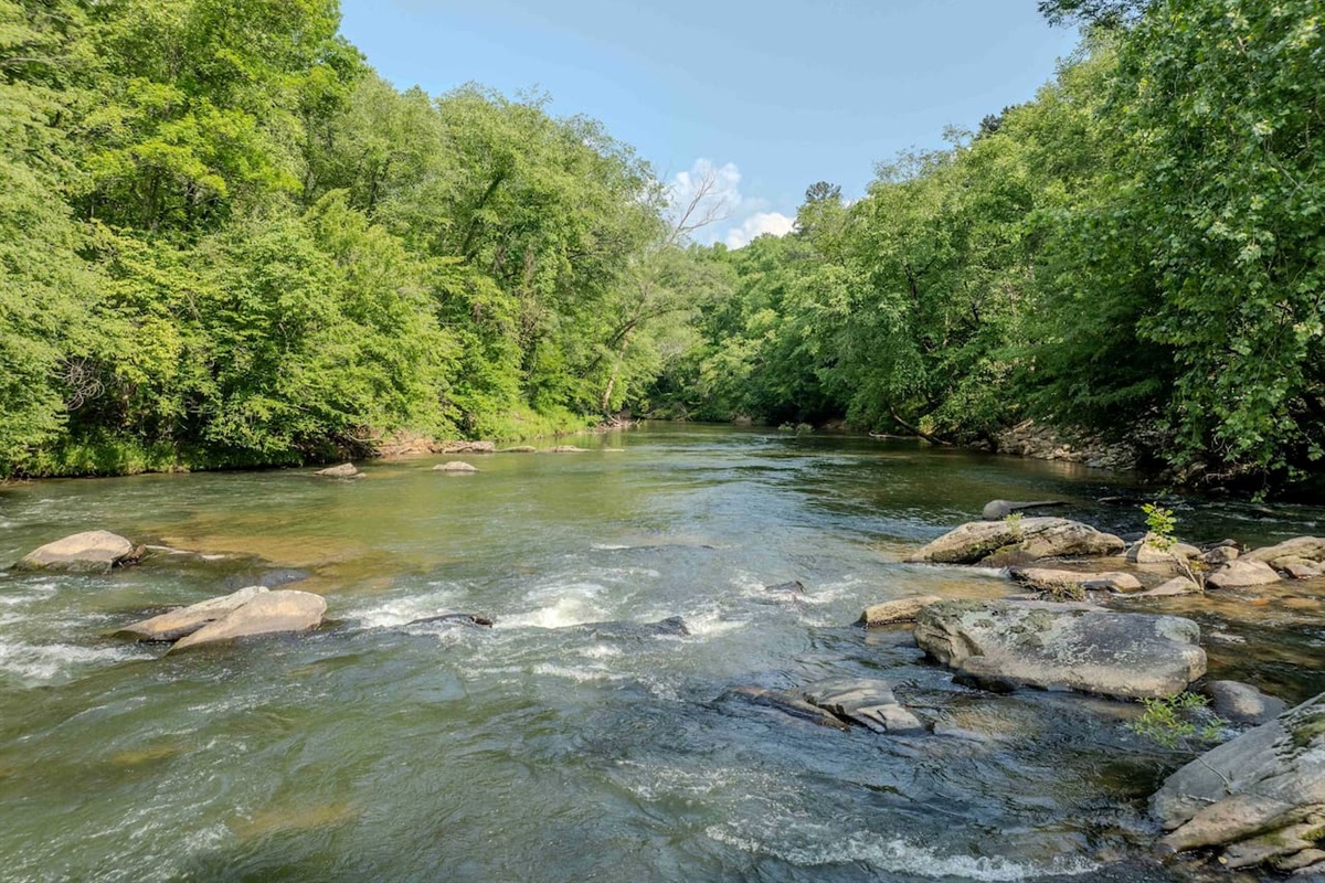 Step outside and be greeted by the soothing sounds of the river flowing, this spot is made for unforgettable memories.