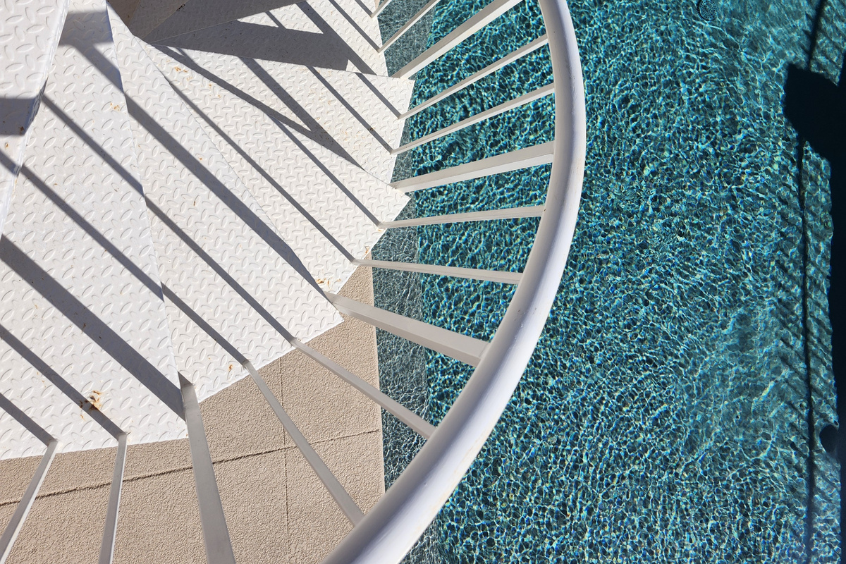 spiral stairs 