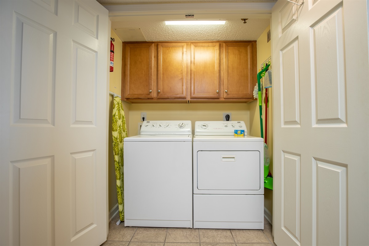 Full size washer & dryer