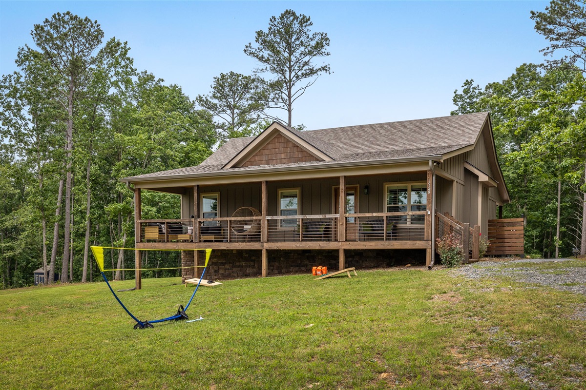 A space designed for connection, where outdoor games, fresh air, and mountain views bring everyone together.