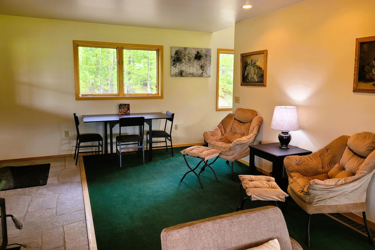 Quiet reading space plus puzzle table