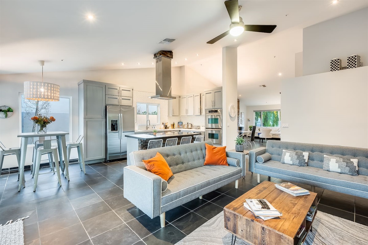 Meadow Hill · Dynamic Modern Home in N S — Meadow Hills in North Scottsdale / Heated Pool, Scottsdale, Arizona — photo 40