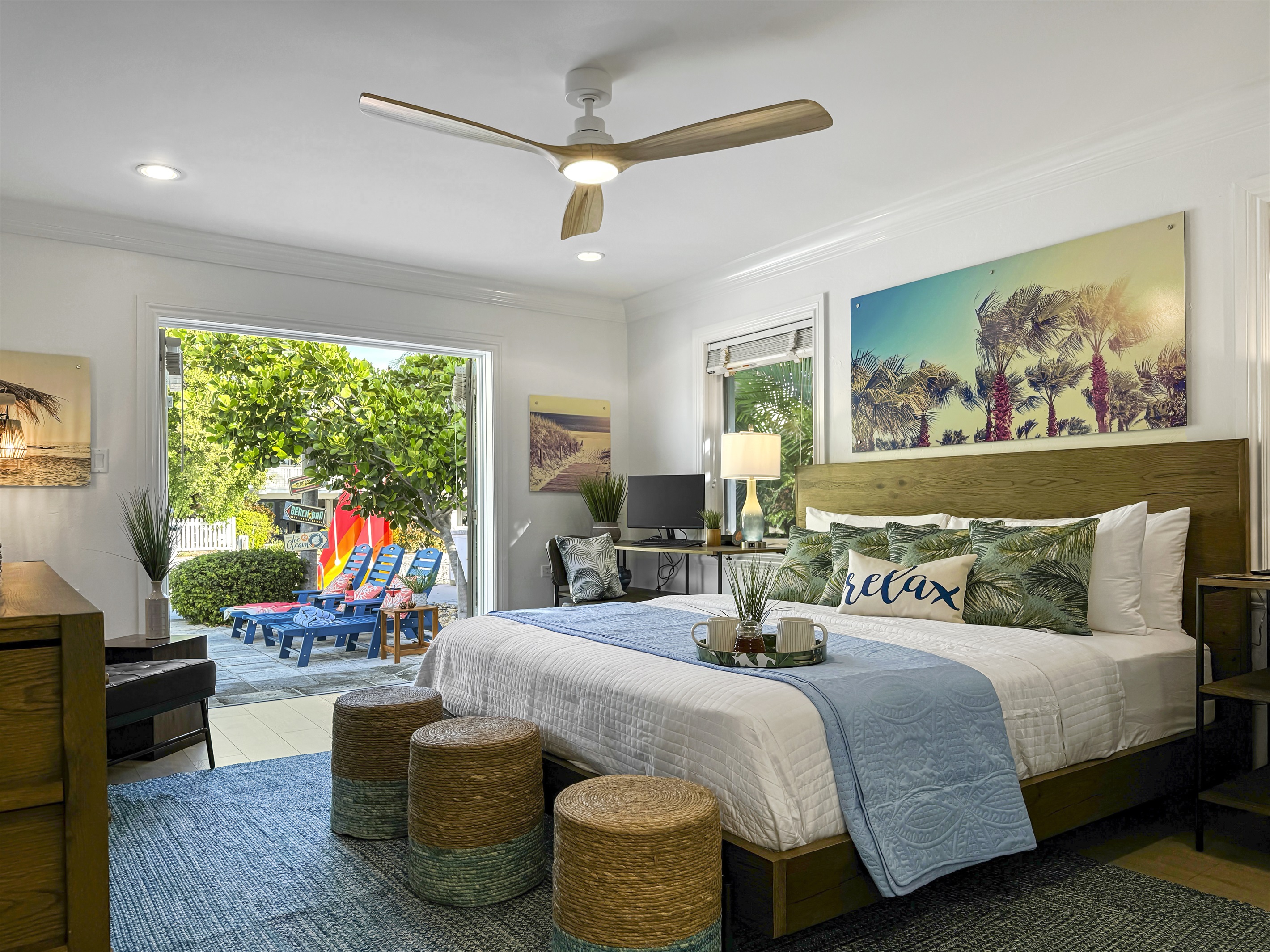 The best of both worlds within a few barefoot steps.