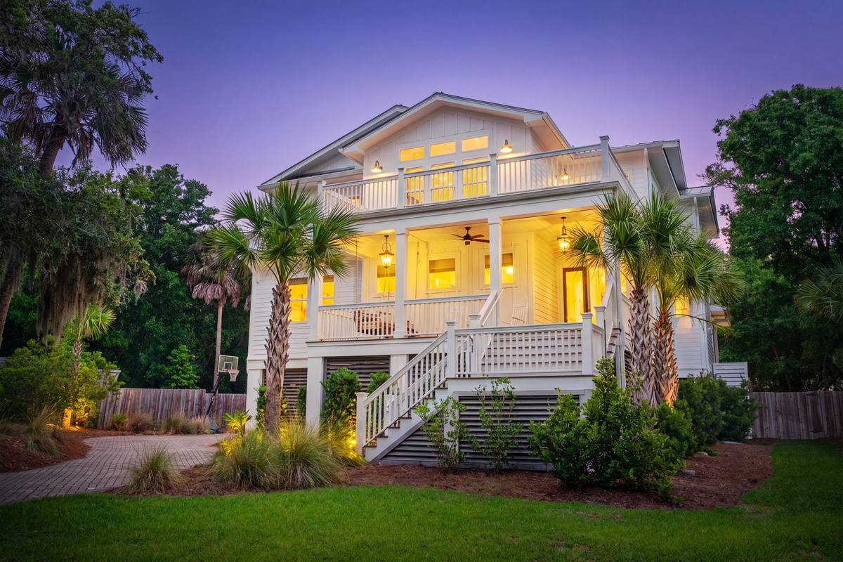 Welcome to Driftwood Dreams | 105 Forest Trail | Isle of Palms, SC | IOP Escapes