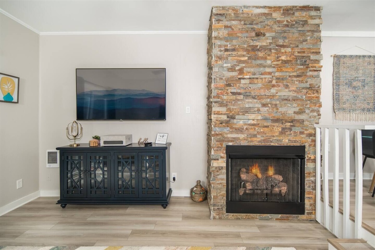 Unit 1: Gas fireplace and Roku TV (Includes Hulu+, ESPN+, & Disney+)