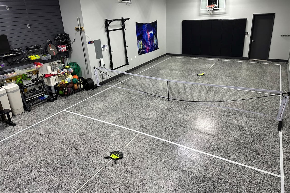 Pickleball court inside the garage with quick setup swiftnet pickleball net