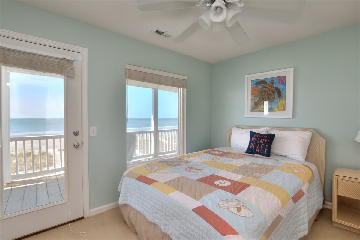Queen Oceanside Bedroom