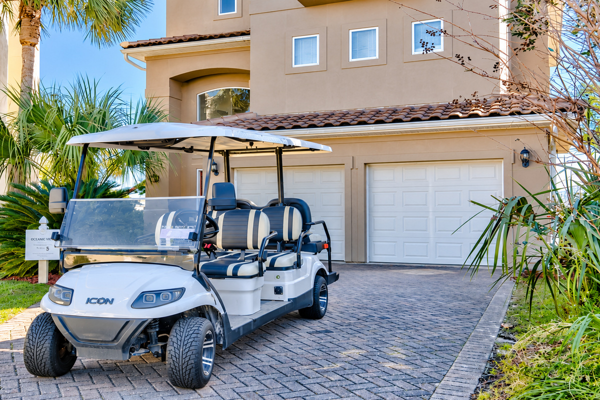 Street legal 6-seater golf cart
