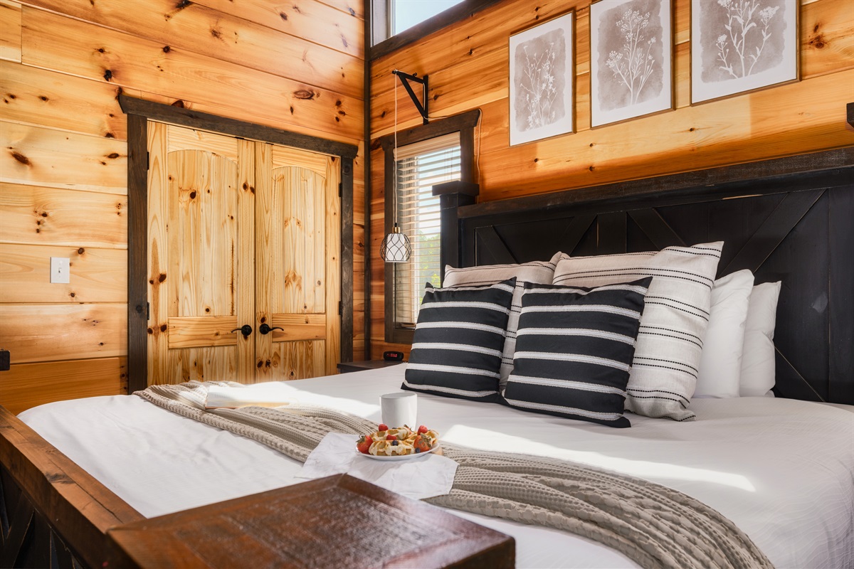 2nd King Bedroom