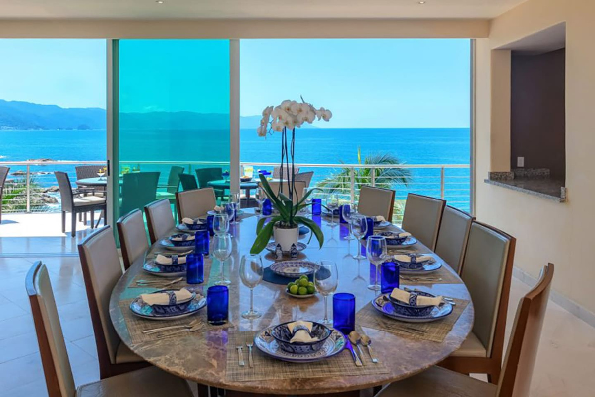 Upper Dining Area