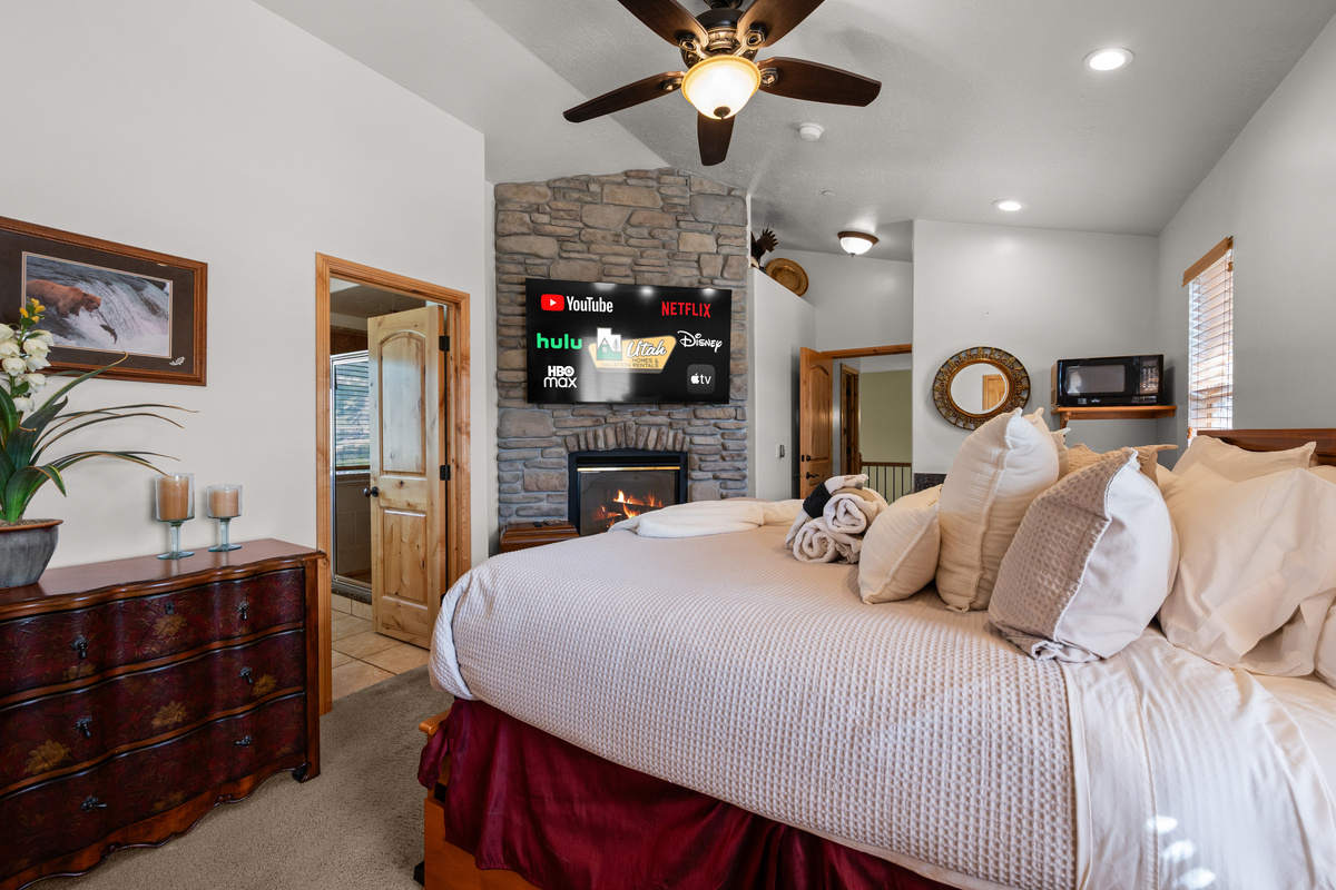 The expansive fourth bedroom has an ensuite bathroom.