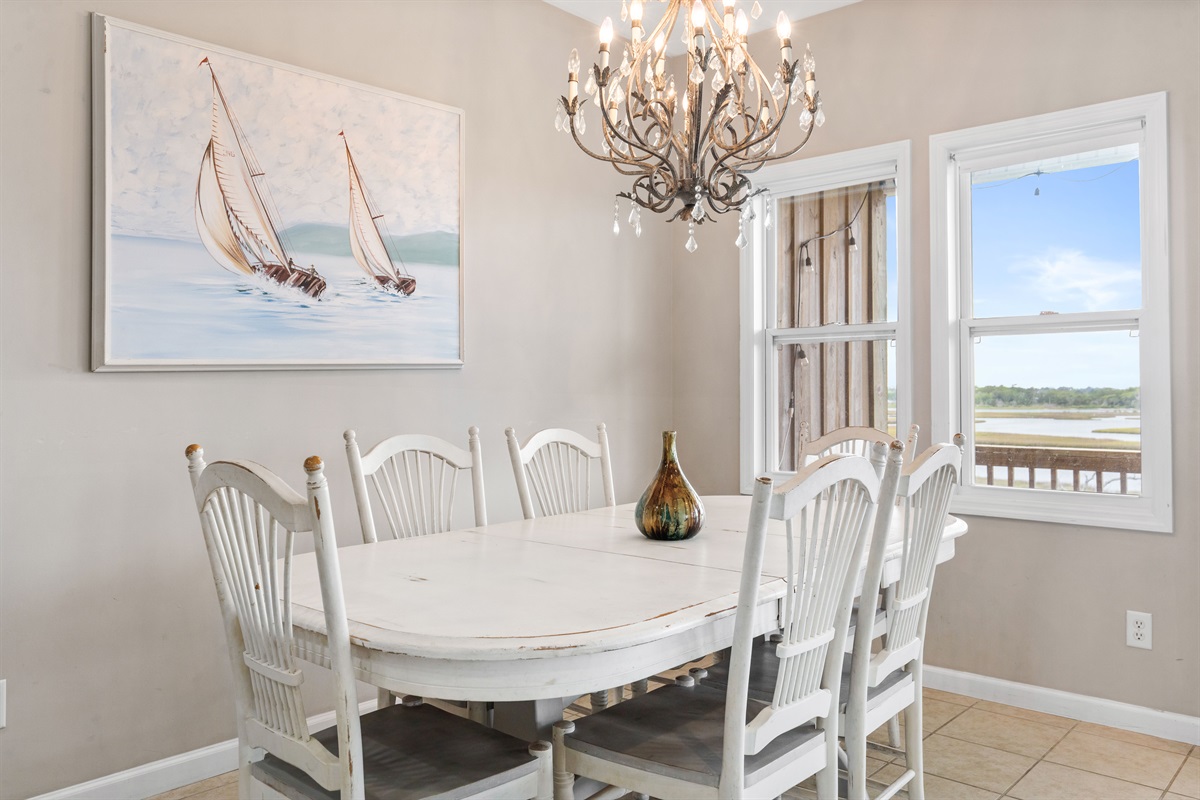 Coastal dining space perfect for family dinners and game nights
