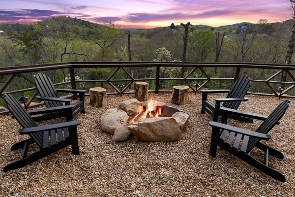 Sunsets at the fire pit are absolutely magical. You may even find the cows grazing just to the right of our property!