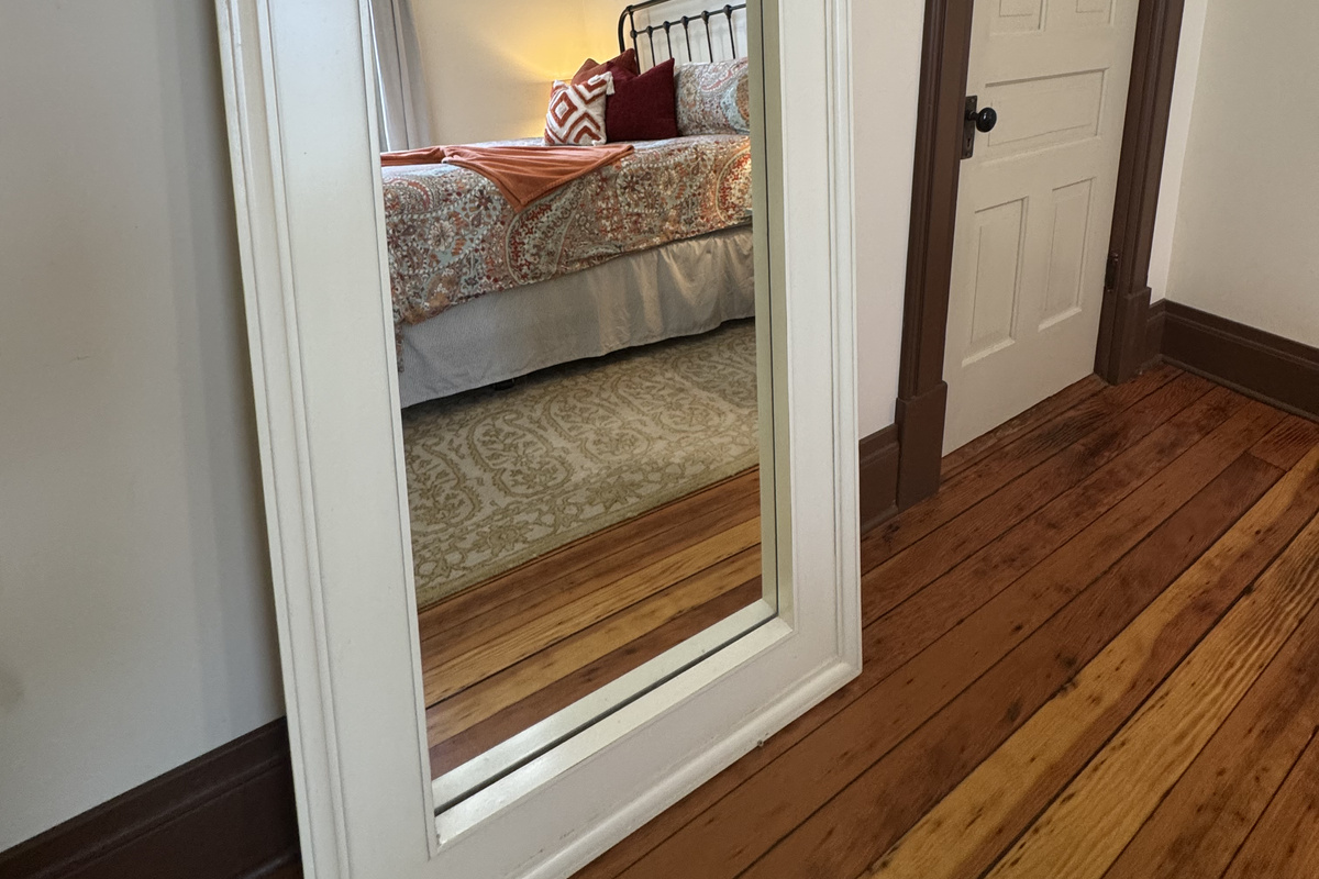 Main Floor, King Bedroom.
