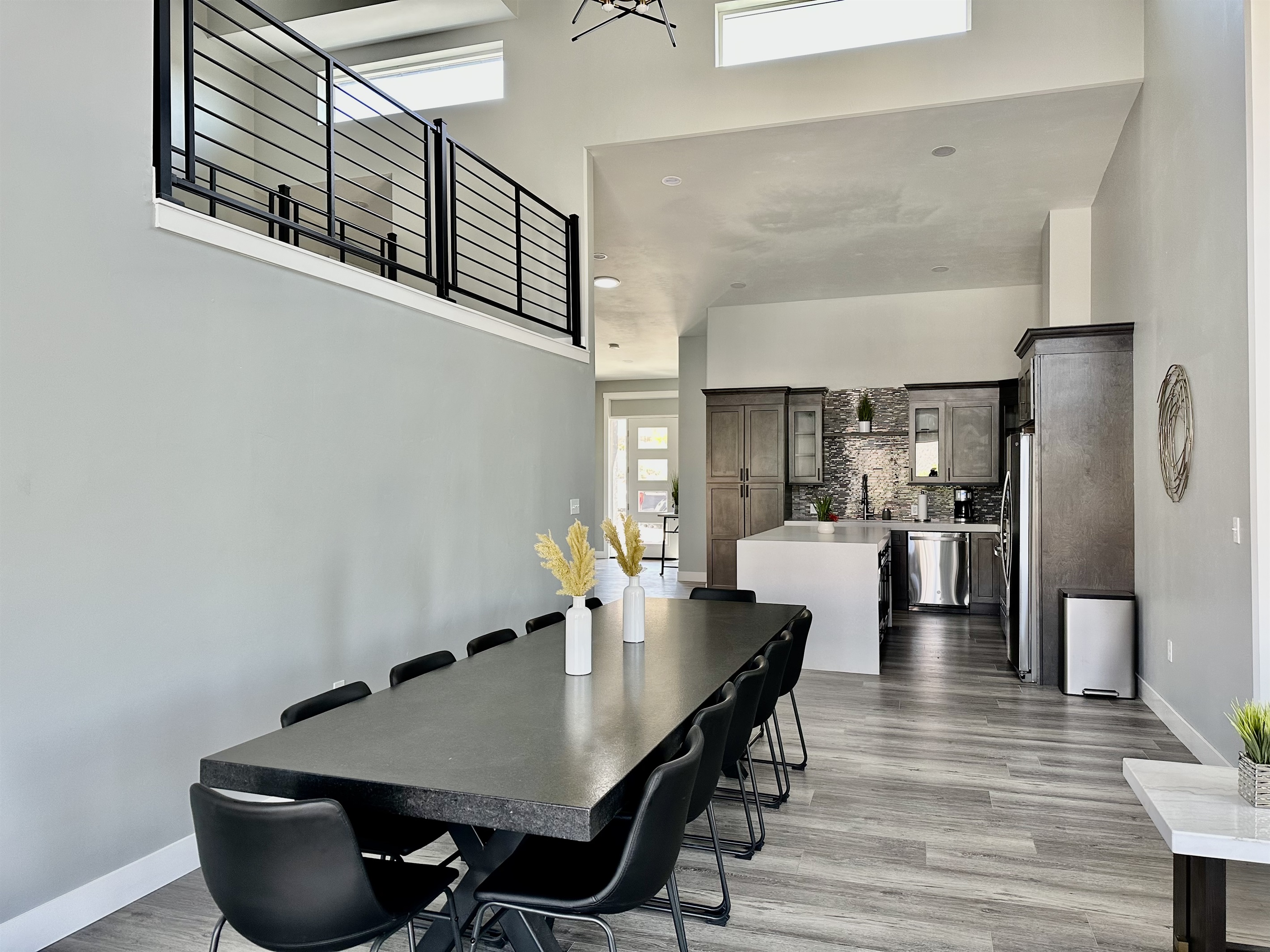 Large Custom Table