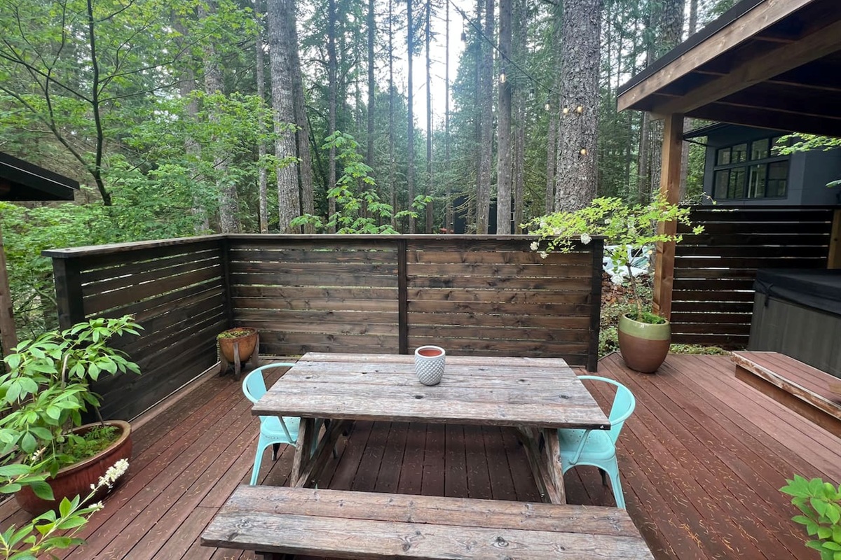 Front deck outdoor space and covered hot tub