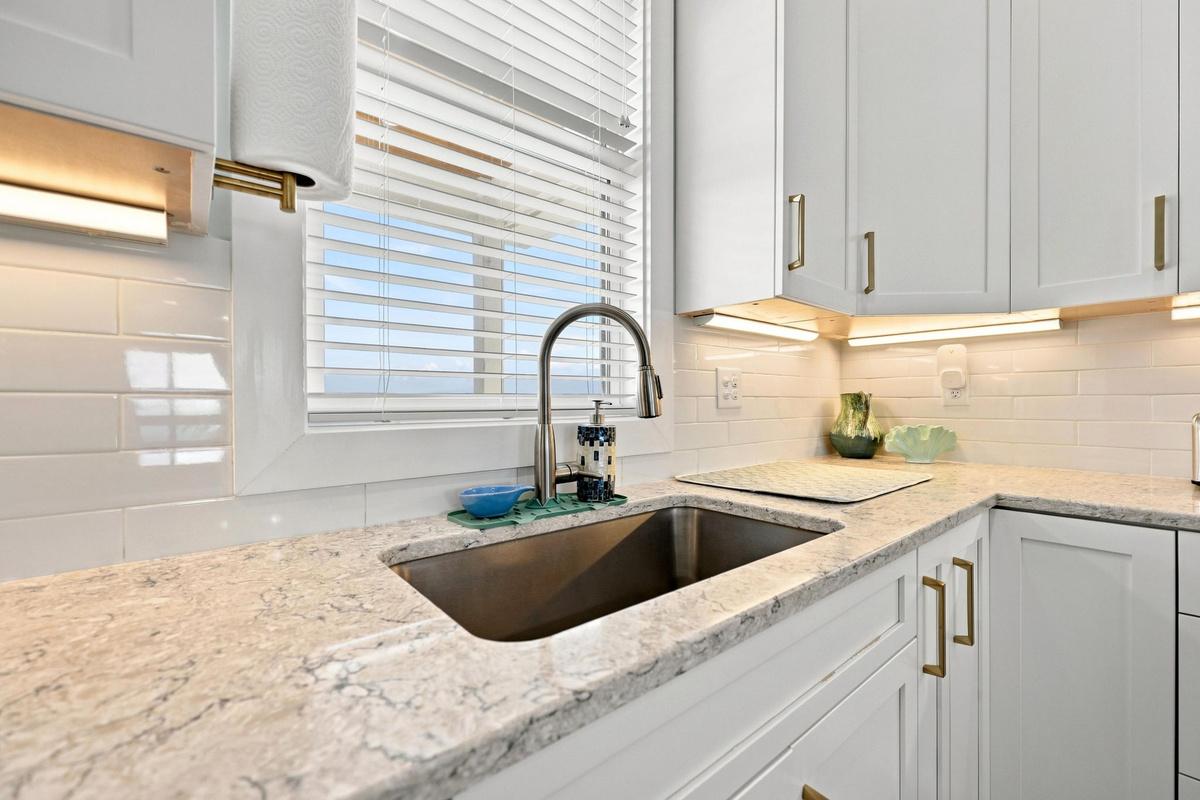 Thoughtfully designed touches throughout the kitchen create a comfortable and stylish space for enjoying meals together throughout your stay