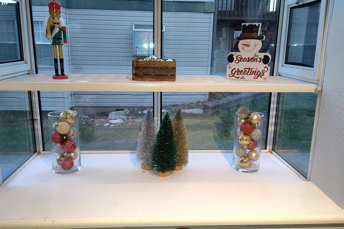 Frosty vibes, toasty hearts.