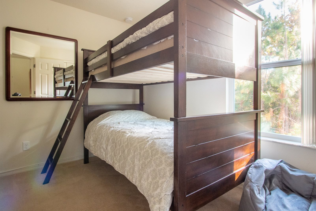 Bunk Bed, TV in every Bedroom!