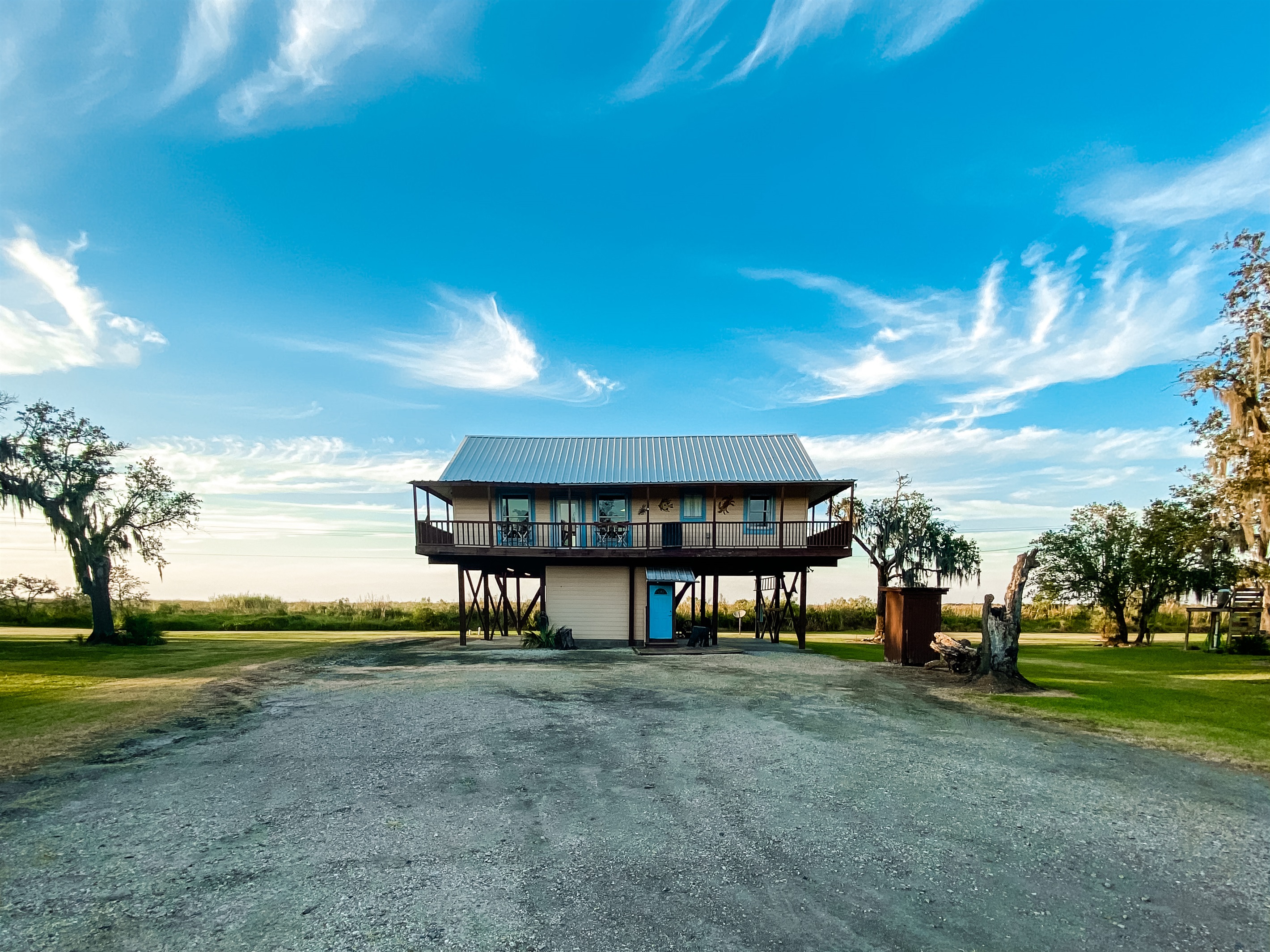 Plenty of covered and noncovered parking for vehicles and boats.