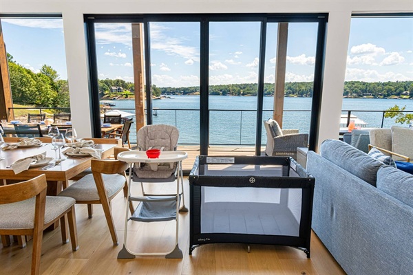 High chair & crib included for your family.