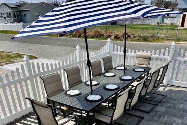Outdoor dining patio