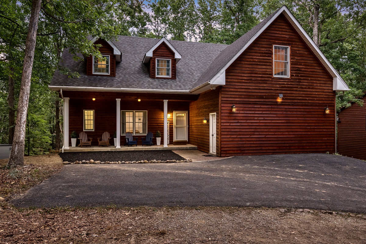 Welcome to The Pleasant Pause — a cozy mountain escape wrapped in woodsy charm