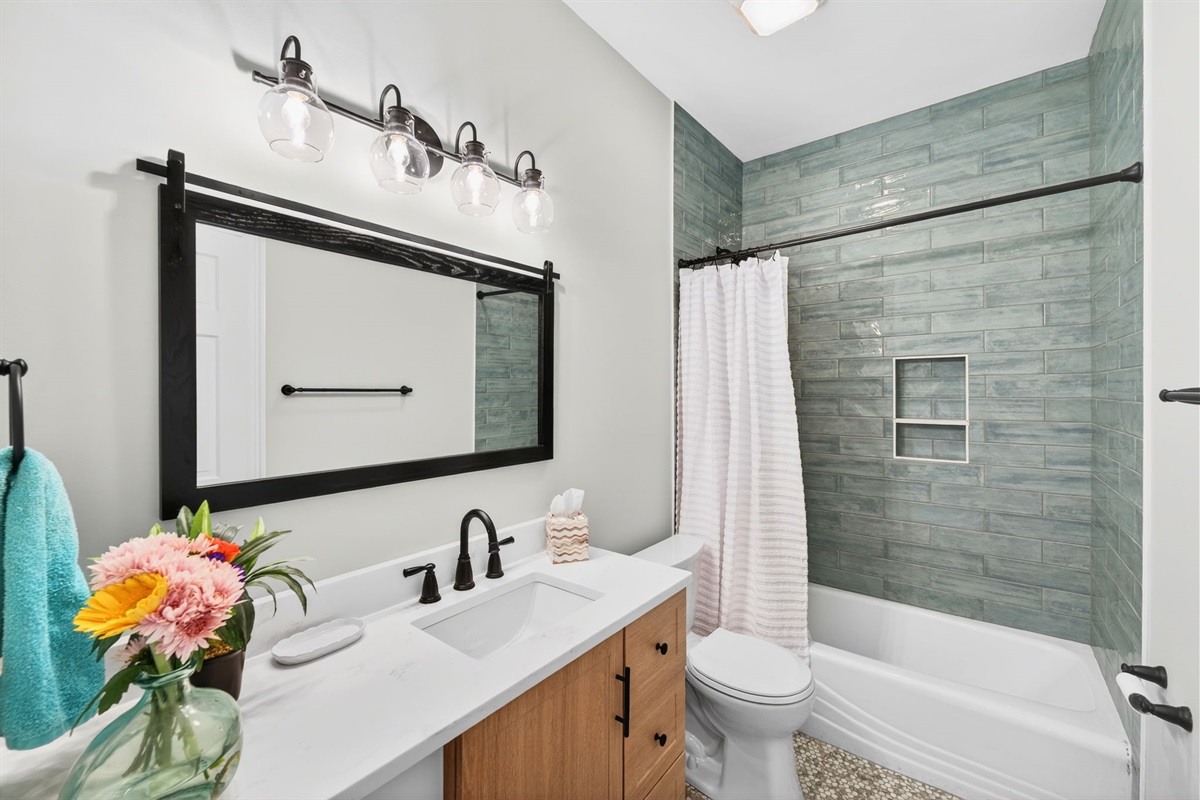 Full Bath  | 23 Grand Pavillion | Wild Dunes | Isle of Palms, SC | IOP Escapes