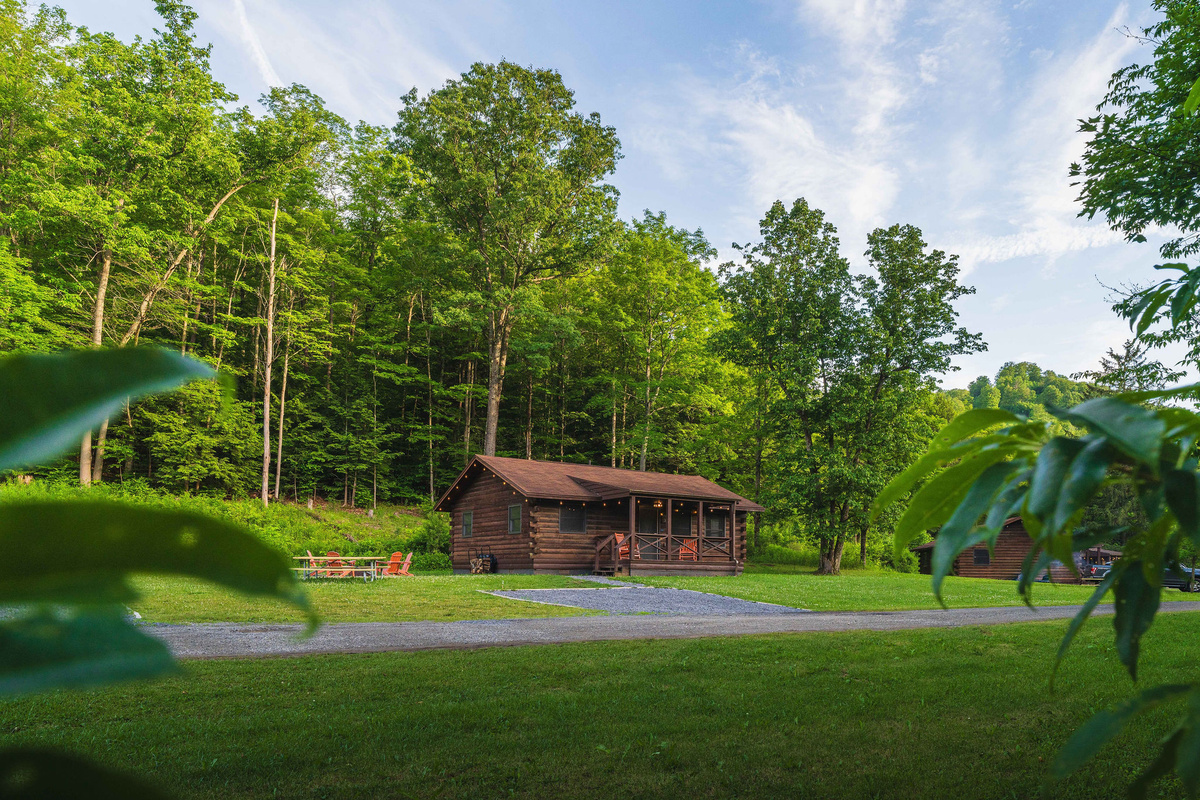 🏕 A real state-park cabin — quiet, private, and trail-ready.