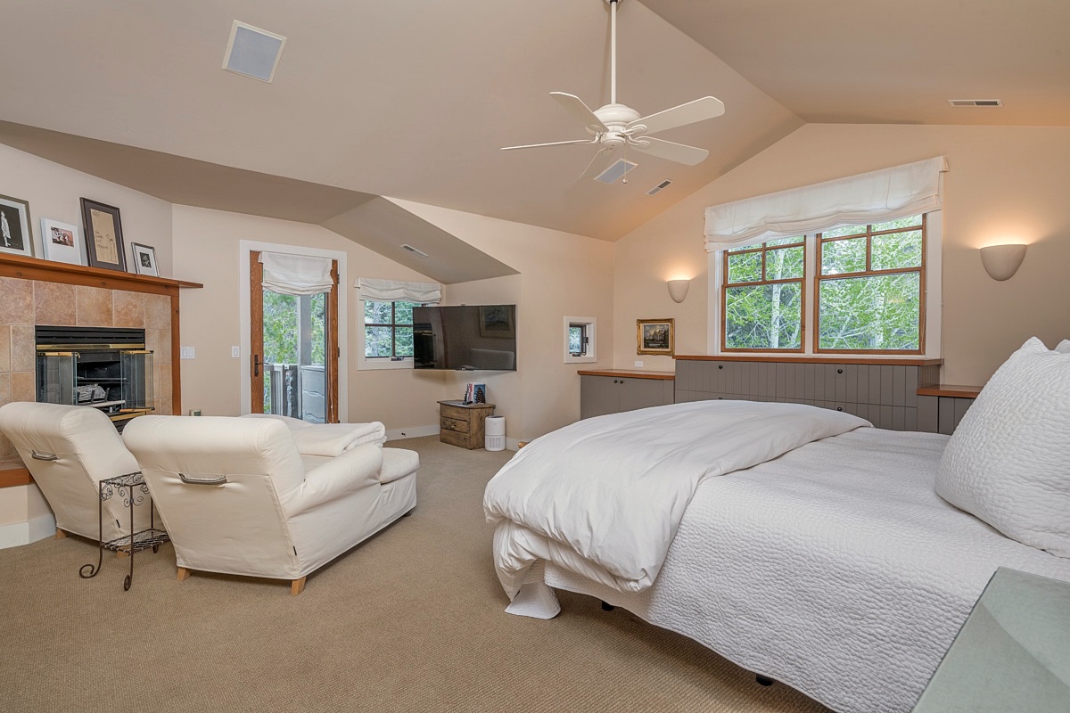 BR 1- King Suite with Sitting Area, Fireplace, TV, Balcony