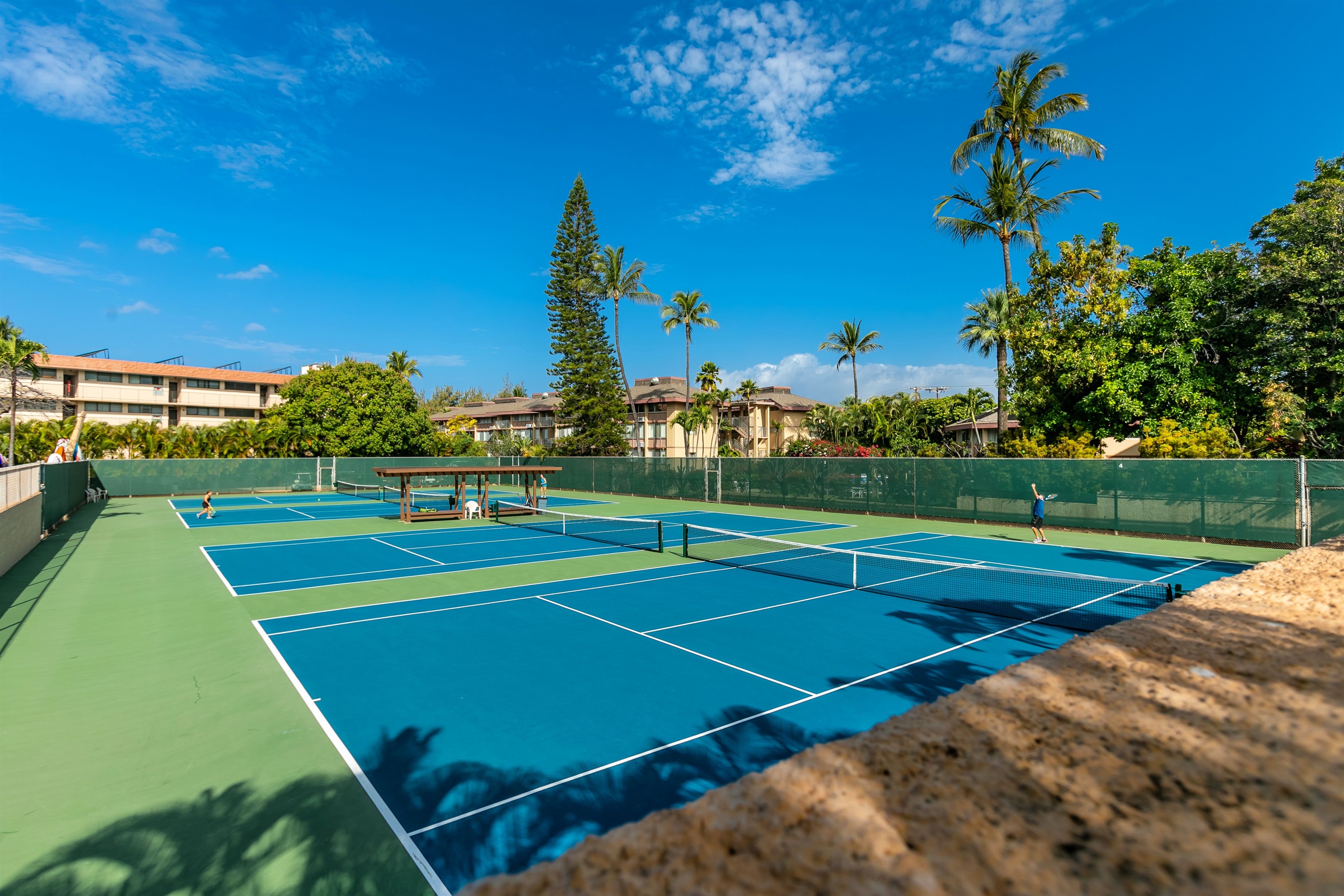 Keep your forehand strong on vacay!