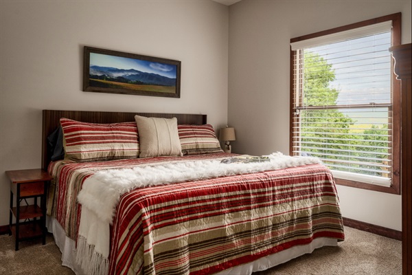1st Floor spacious king suite with mountain views and private en-suite bath.